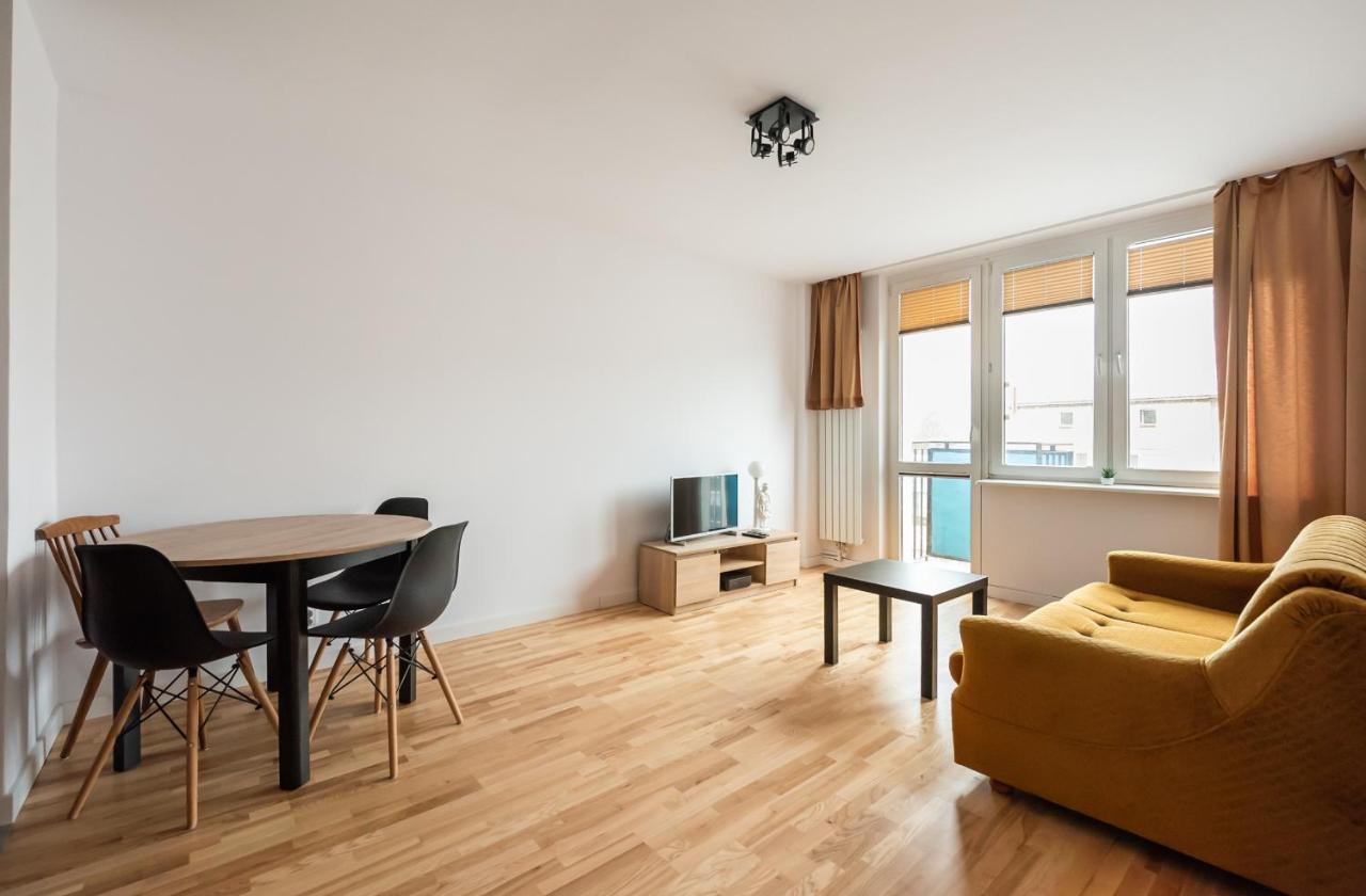 Saska Kepa Vistula Apartment ワルシャワ エクステリア 写真