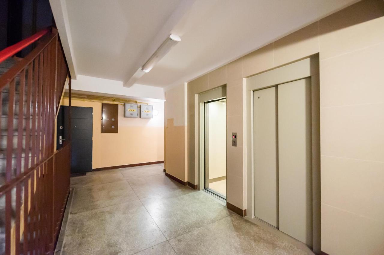 Saska Kepa Vistula Apartment ワルシャワ エクステリア 写真