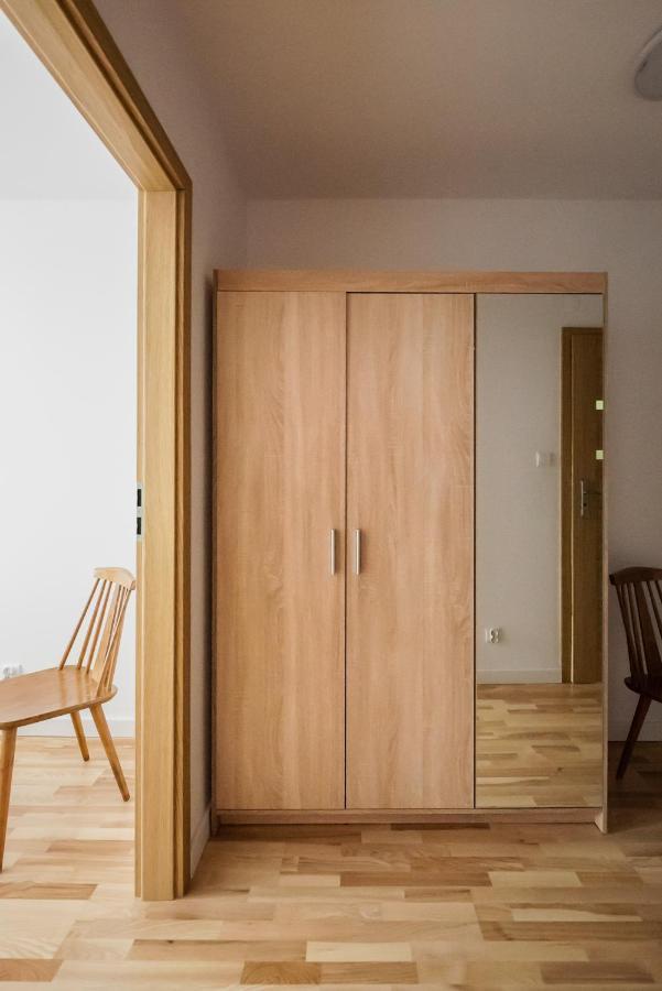Saska Kepa Vistula Apartment ワルシャワ エクステリア 写真